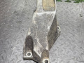 кронштейн двигателя Volkswagen Passat B5 1998, 1.9 л., 8D0199307L - фото №2
