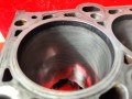 блок цилиндров Land Rover Freelander 1 поколение 2002, 2.0 л., 20T2N, дизель, 80889677 - фото №2