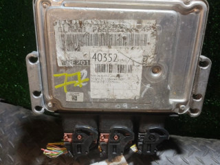 блок управления двигателем Peugeot 308 T7 2010, 1.4 л., 261201863