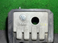 декоративная крышка двигателя Volkswagen Golf 5 поколение 2006, 2.0 л., 03G103925BC - фото №2