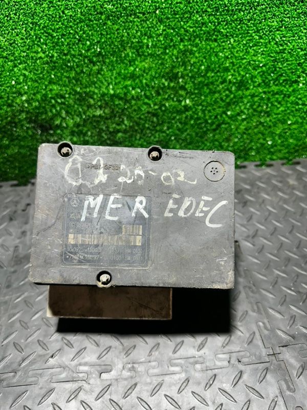 блок ABS Mercedes-Benz C-Класс W203/S203/CL203 2001, 10092515003 - фото №1