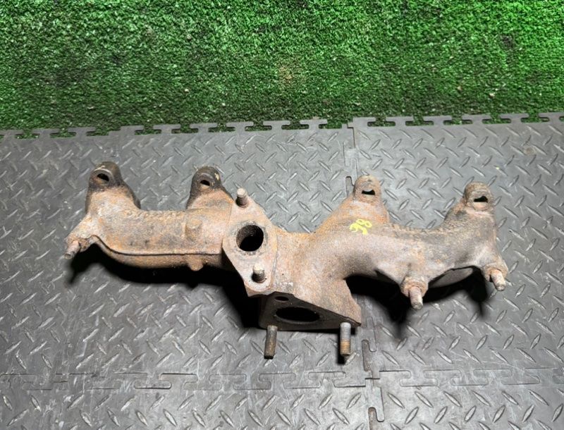 коллектор выпускной Volkswagen Passat B5 1999, 1.9 л., 028253033AC - фото №1