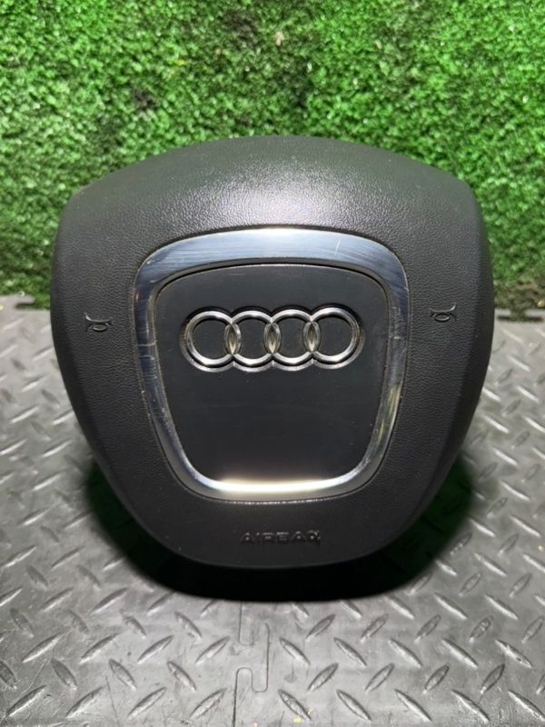 подушка безопасности водителя Audi A4 B6 2006, 8E0880201DE - фото №1