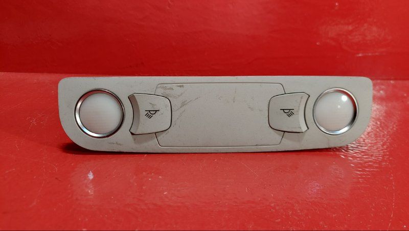фонарь салона (плафон) Audi A6 4A/C4 (1994 - 1997), 4L0947111B - фото №1