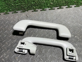 ручка внутренняя потолочная Toyota Prius 2 поколение XW20 [рестайлинг] 2008, 1.5 л., 574631201