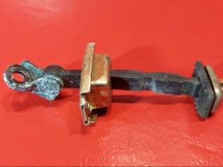 ограничитель открывания двери Honda Civic 7 поколение 2003, 72380S5A003