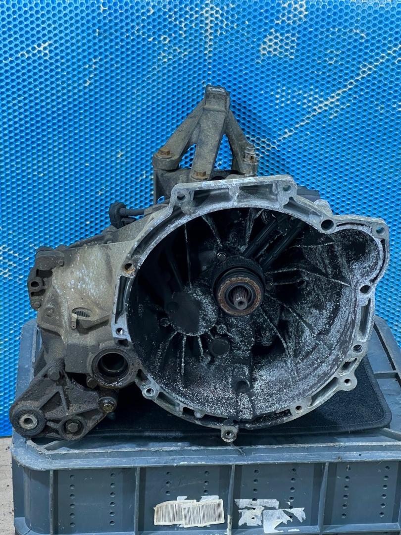 КПП механическая (МКПП) Ford Focus 2 поколение 2008, 1.6 л., HXDA, бензин, МКПП, HXDA, 98WT7F096AC, 3M5R7002ND, T6TB1190606001153 - фото №1