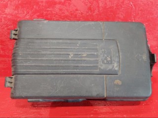 крышка аккумулятора Skoda Octavia 1 поколение (A4) [рестайлинг] 2008, CGGA / BUD, 1K0915443C