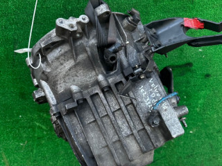 КПП механическая (МКПП) Volvo V40 1 поколение [2-й рестайлинг] 2003, 1023825