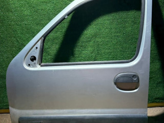дверь передняя левая Nissan Kubistar 1 поколение 2006, 1.5 л.