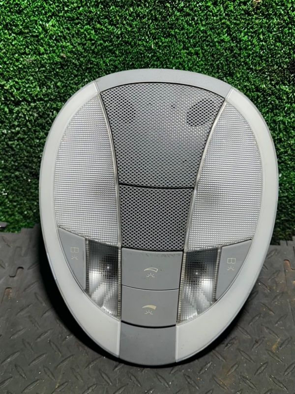 фонарь салона (плафон) Mercedes-Benz E-Класс W211/S211 2005, A2118206701 - фото №1