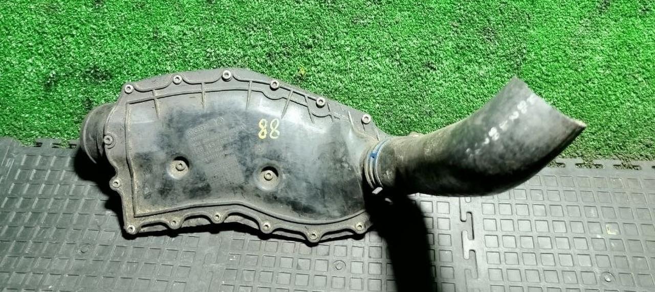 патрубок интеркулера Volkswagen Golf 4 поколение 2000, 1J0145762L - фото №1