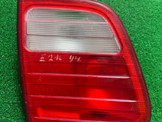 фонарь крышки багажника левый Mercedes-Benz E-Класс W210/S210 [рестайлинг] 1999, A2108202564