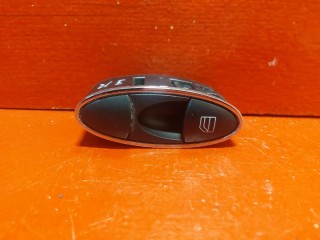 кнопка стеклоподъемника двери задней Mercedes-Benz E-Класс W211/S211 W211 2005, 2118218651