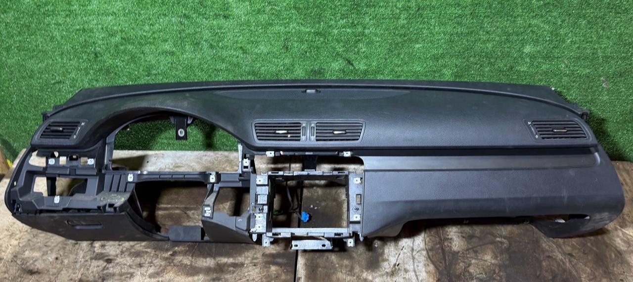 панель передняя салона (торпедо) Volkswagen Passat B6 2006, 2.0 л., дизель, МКПП, универсал, 3C1857003 - фото №1