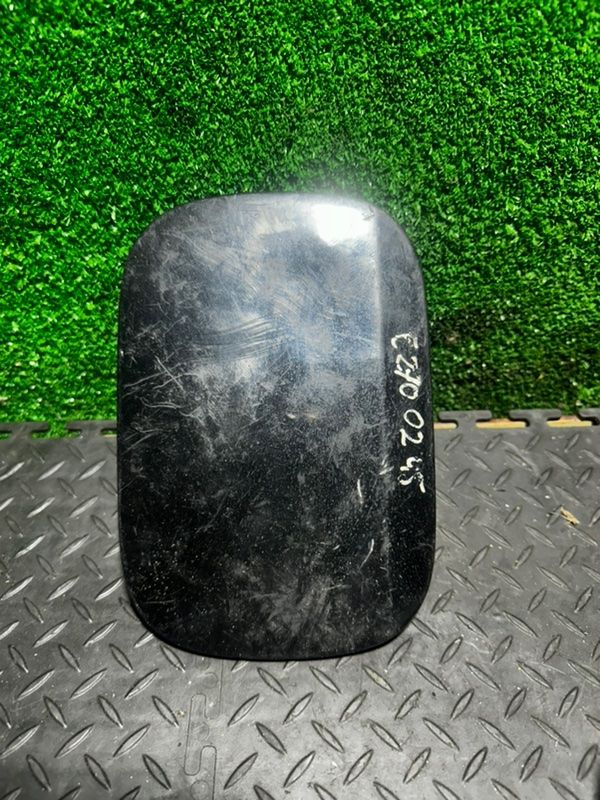 лючок топливного бака Mercedes-Benz E-Класс W211/S211 2003, 2.2 л., A0005843117 - фото №1