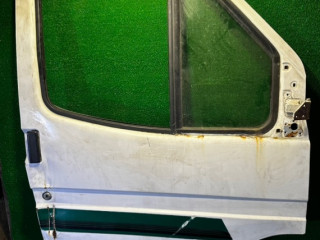 дверь передняя правая Ford Transit 5 поколение 1999, 2.5 л.