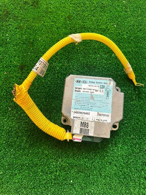 блок AirBag Hyundai Tucson 1 поколение 2008, 2.0 л., 959102E710 - фото №1