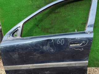 дверь передняя левая Volvo S60 1 поколение 2003, 2.4 л.