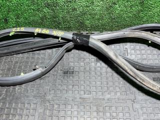 уплотнитель двери Audi A4 B6 2004, 1.8 л., бензин, седан