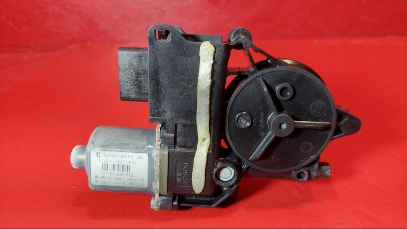 моторчик стеклоподъемника передний правый Peugeot 508 1 поколение 2012, 9688808180 - фото №1