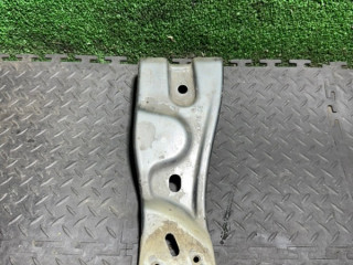 крепление ( кронштейн ) крыла Volkswagen Passat B6 2006, 2.0 л., 3C0821141