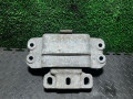 подушка крепления двигателя Volkswagen Golf 5 поколение 2006, 1K0199555 - фото №3