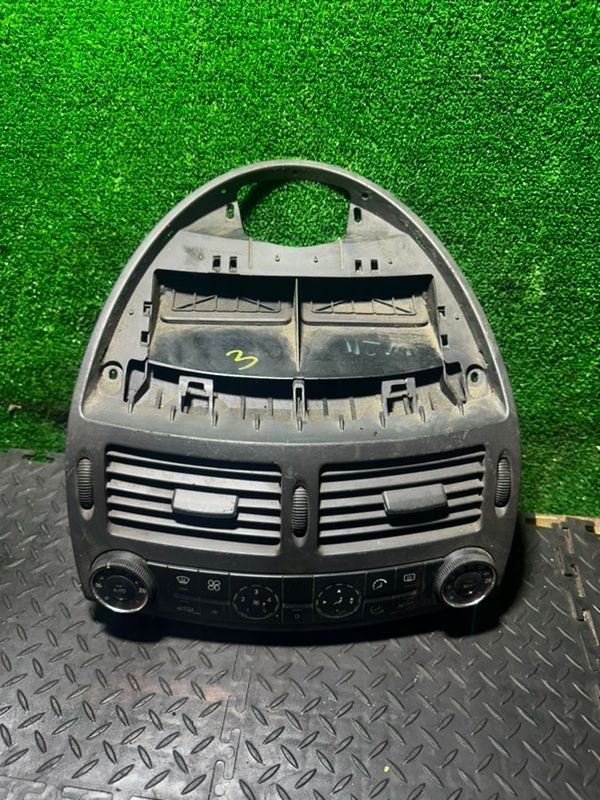 блок управления печки / климат-контроля Mercedes-Benz E-Класс W211/S211 2003, 2118300385 - фото №1