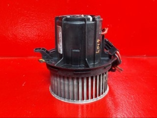 моторчик печки Mercedes-Benz C-Класс W204/S204 W204 2009, A2048200908, L8964002
