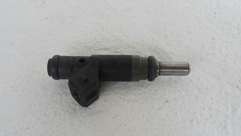 форсунка BMW 2003, 2.0 л., N42 B20, бензин, 2287C01986 - фото №1