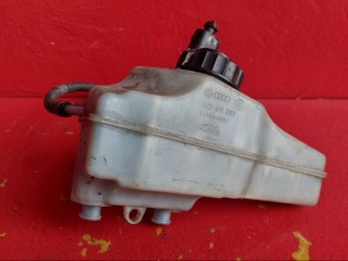 бачок тормозной жидкости Volkswagen Passat B6 2009, 3C2611301