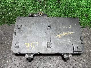 блок предохранителей Opel Astra G 2006, 13206762