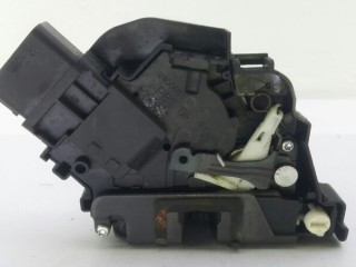 замок двери Ford Focus 2 поколение 2008, 4M5AR26412
