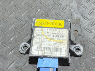 блок управления (другие) Kia Sorento 1 поколение 2004, 956003E600