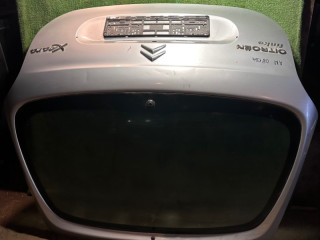 крышка багажника (дверь 3-5) Citroen Xsara Picasso 1 поколение 2004, 1.4 л.