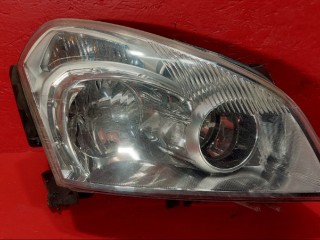 фара правая Nissan Qashqai 1 поколение J10 2008, 1.5 л., K9K, дизель, 26010JD00E