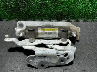 петля капота правая Mercedes-Benz E-Класс W212/S212/C207/A207 [рестайлинг] 2013, A2129067801