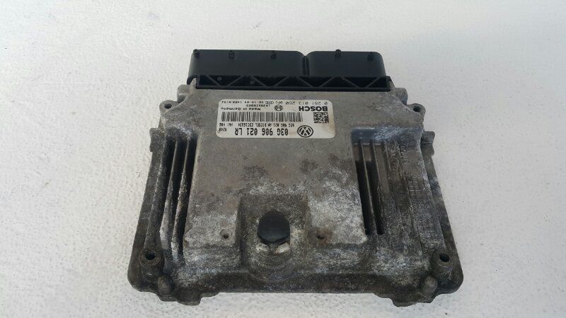 блок управления двигателем Volkswagen Passat B6 2006, 1.9 л., BXE, дизель, 03G906021LR - фото №1