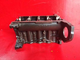 блок цилиндров Opel Astra H 2004, 1.4 л., Z 14 XEP, бензин, 24450960