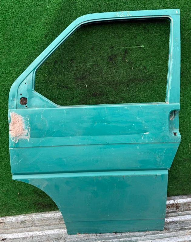 дверь передняя левая Volkswagen Transporter T4 2002 - фото №1