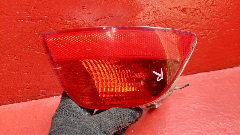 фонарь противотуманный центральный Ford Focus 2 поколение 2007, 5M5115500AA - фото №1