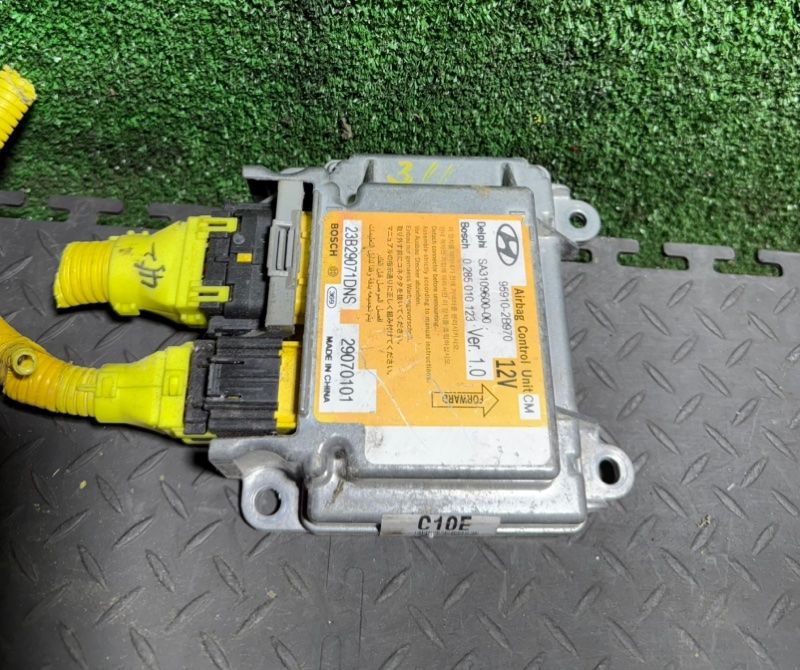 блок AirBag Hyundai Santa Fe 2 поколение (CM) 2008, 2.2 л., 959102B970 - фото №1