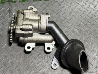 насос масляный Ford Mondeo 3 поколение 2001, 2.0 л., 70905165