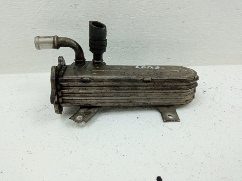 охладитель EGR / Радиатор EGR Volkswagen Passat B6 2006, 1.9 л., BXE, дизель, 38131513 - фото №1