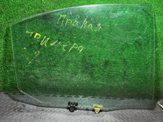 стекло двери задней правой Nissan Primera P12 2005