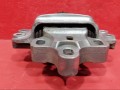 Опора (подушка) двигателя Audi A3 8P 2005, 2.0 л., BKD, дизель, 1K0199555 - фото №4