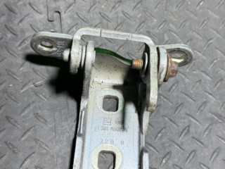 петля двери Opel Insignia 1 поколение (A) 2009, 2.0 л., ES03A046574