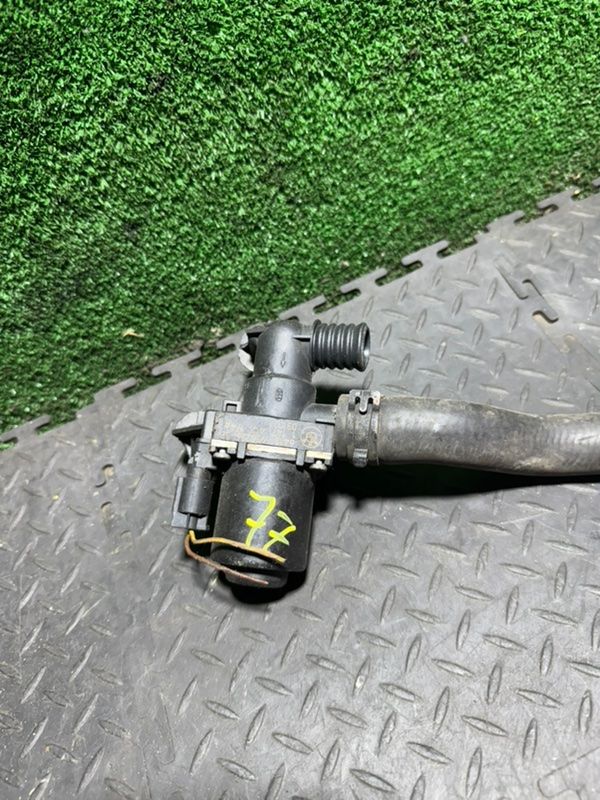 кран отопителя (печки) BMW 5 серия E60/E61 2005, 2.0 л., 1147412174 - фото №1
