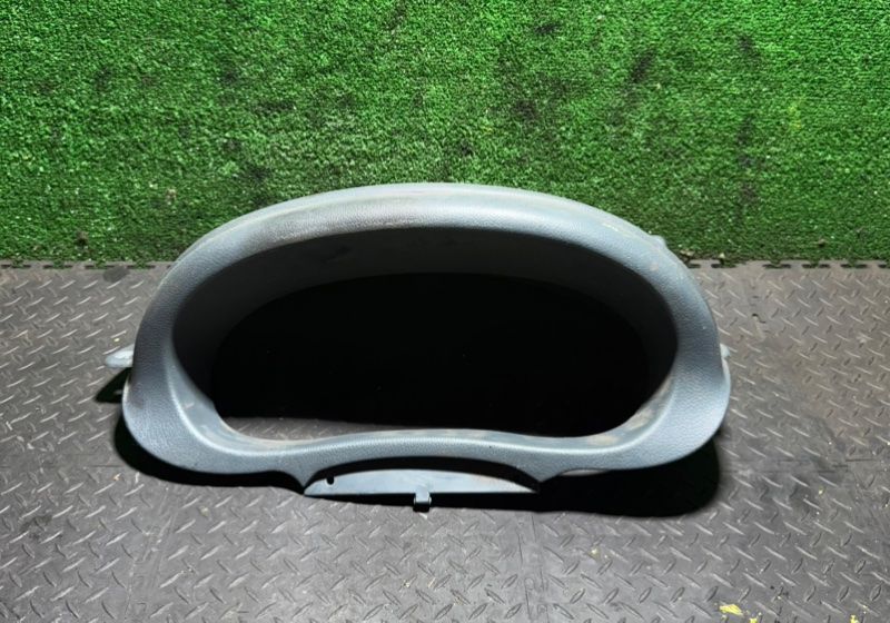 накладка на торпедо (консоль) Renault Kangoo 1 поколение 2000, 7700308830 - фото №1