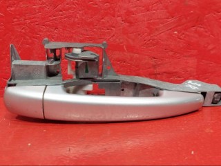 ручка наружная Peugeot 207 1 поколение 2007, 1.4 л., KFU (ET3J4), бензин, 9680656580